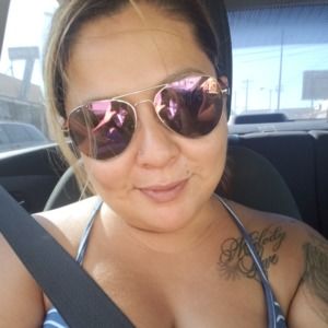 Meet your Posher, Danielle r.